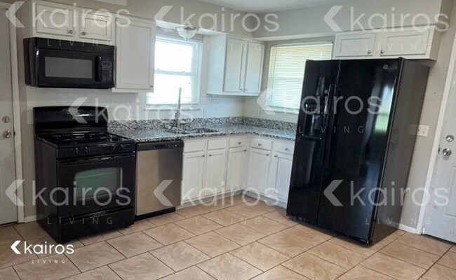 Photo - 2543 Pontchartrain Dr