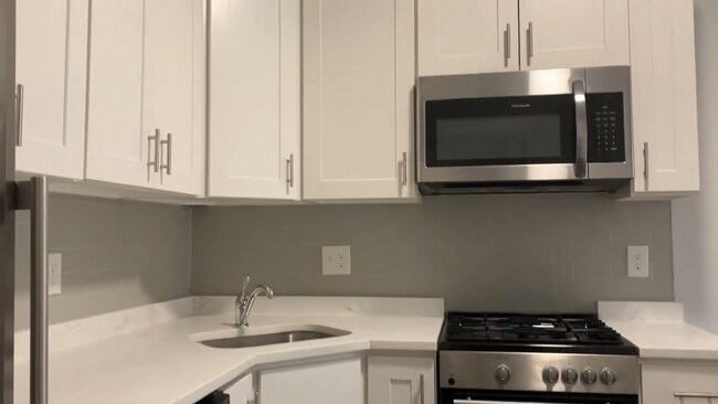 Photo - 44 Clearway St Unit 8