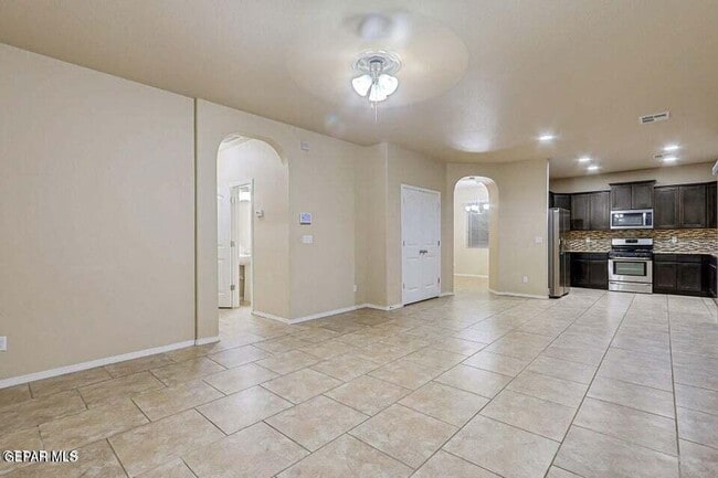 Photo - 12445 Chamberlain Dr