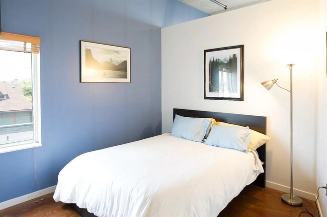 Photo - 322 E Liberty St Unit 322LIB