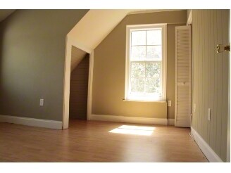Photo - 353 Colonial Ct