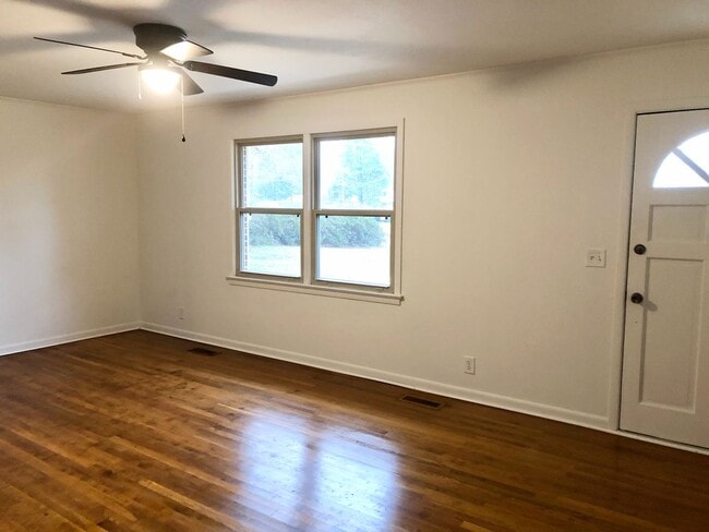 Photo - 3 bed 2 bath family rental