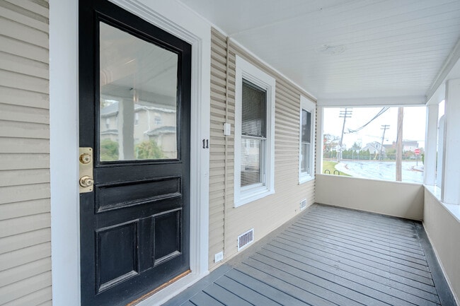 Photo - 11 Burritt Ave