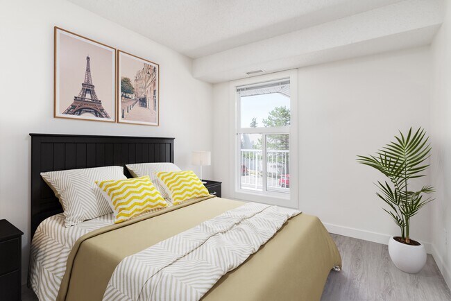 Photo - Tamarack East & West