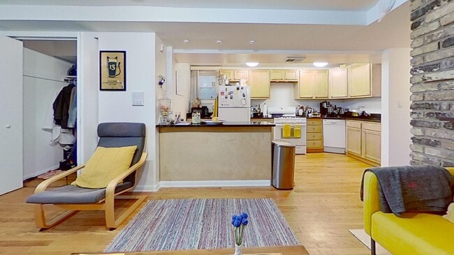 Photo - 2613 N Halsted St Unit G