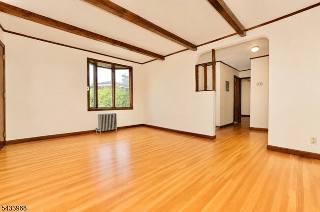 Building Photo - 15 Carpenter Terrace N Unit 1R