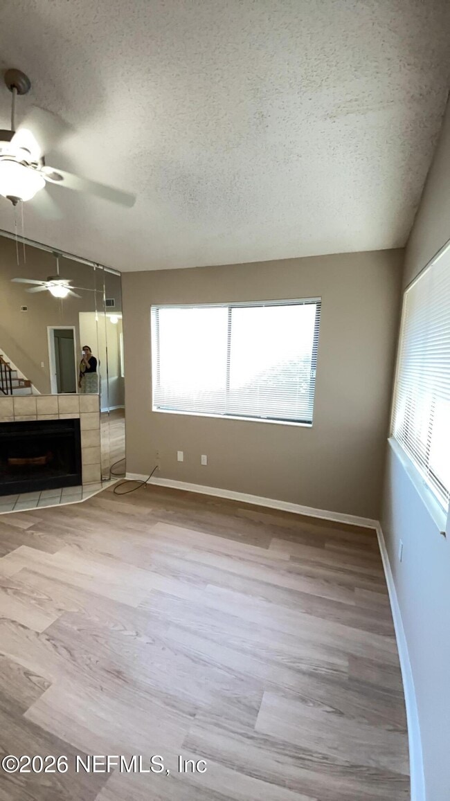 2124 Sea Hawk Dr