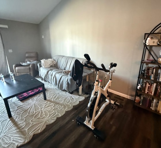 Photo - 1987 Southridge Ave