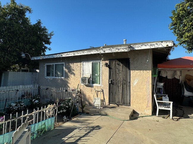 Building Photo - SIXTH-LINDEN Unit 595 Rental