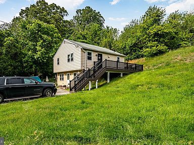 Photo - 1566 Embreeville Rd