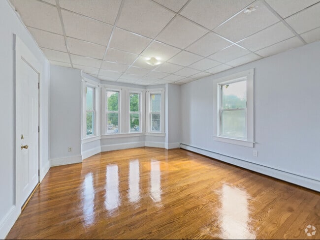 Building Photo - 29 Whitman St Rental