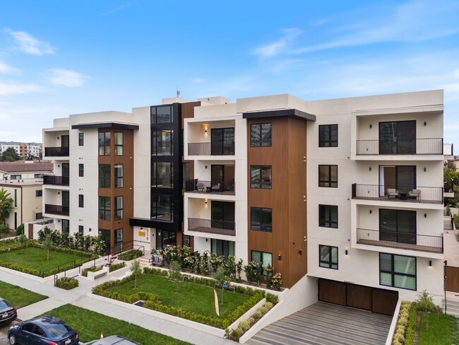 Building Photo - The Milford Apartments