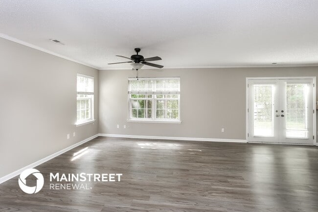 Photo - 1325 Crestfield Ct