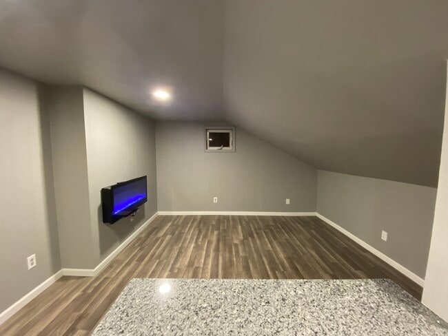 Photo - 4 Saratoga Ave Unit 3