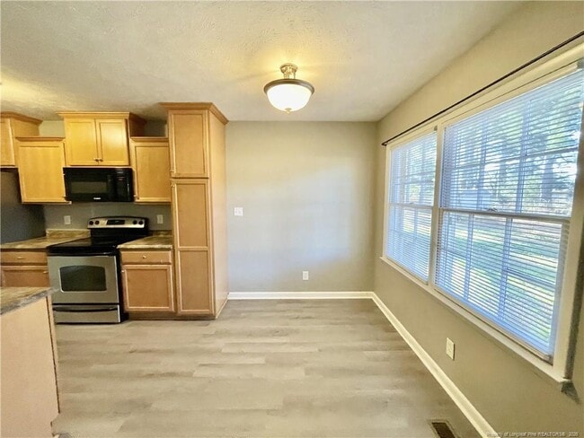 Photo - 6928 Bostick Dr