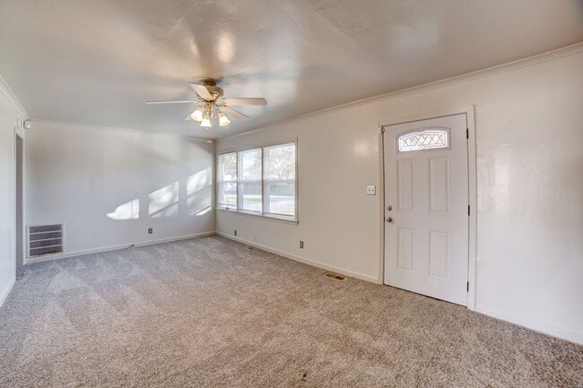 Photo - 3 Bed | 1 Bath
