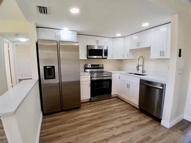 Photo - 4131 Oak Terrace Dr Unit 4131