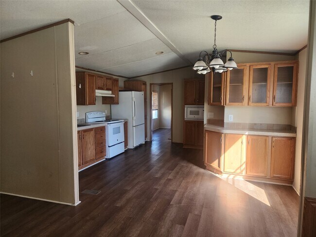 Photo - 21337 W Knox Dr