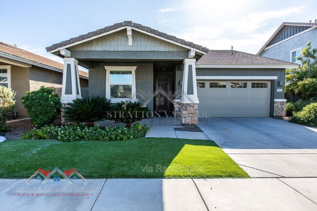 Building Photo - 7465 E Osage Ave