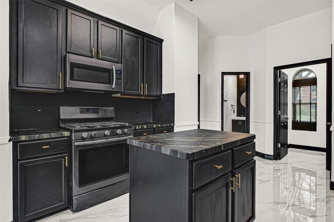 Photo - 11915 Helene Ct