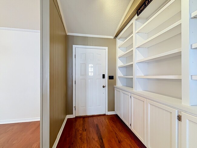 Photo - 2720 Crystal Beach Rd
