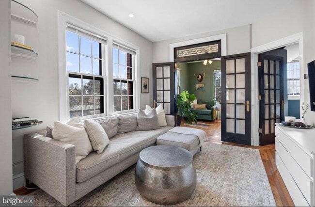 Building Photo - 3120 R St NW Unit #207