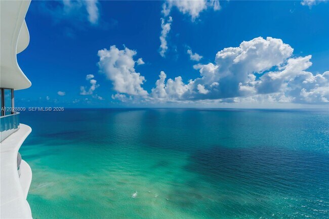 Photo - 15701 Collins Ave Unidad 2903