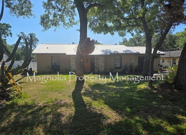 Building Photo - Bear Lake, Apopka (Seminole)