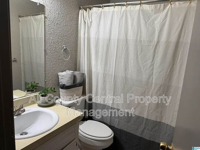 Photo - 1527 14th St SW