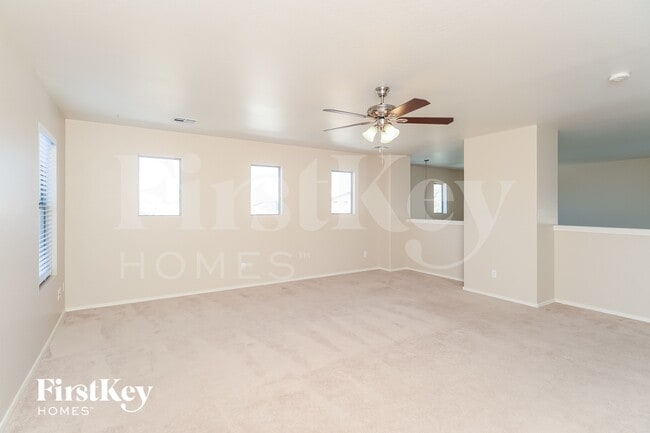 Photo - 239 E Saddle Way