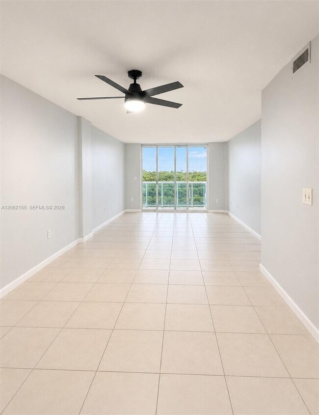 Photo - 2841 NE 163rd St Unit 606