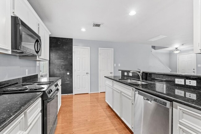 Photo - 1710 Redwing Cove Dr