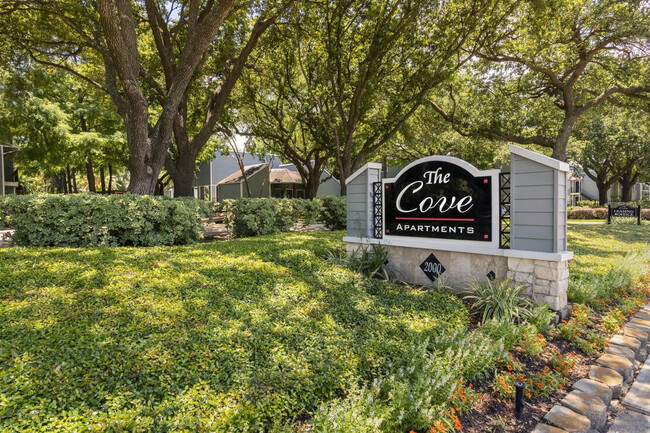 The Cove - The Cove Apartments