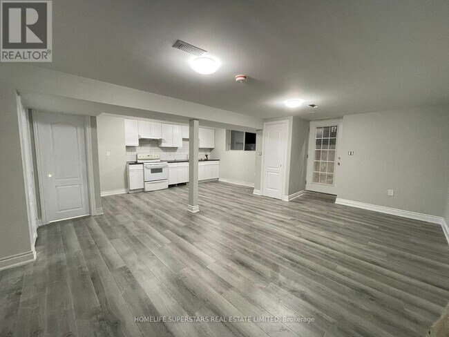 Photo - 43 Oldfield Dr