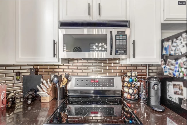 Building Photo - 6703 S Winnipeg Cir Rental