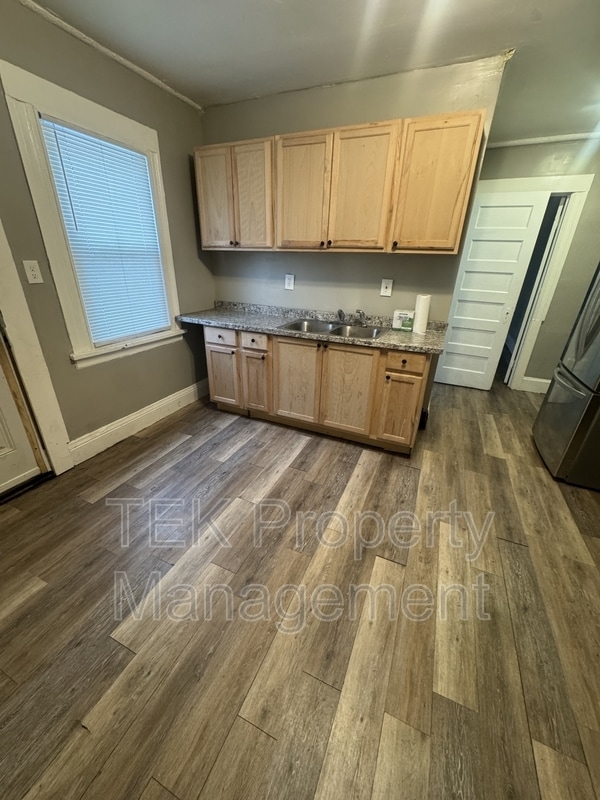 Photo - 215-217 Emerson Street