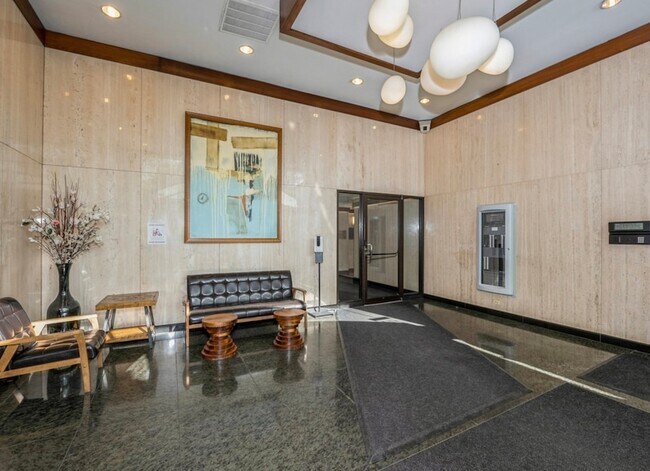 Photo - 444 W Fullerton Pkwy Unit 802