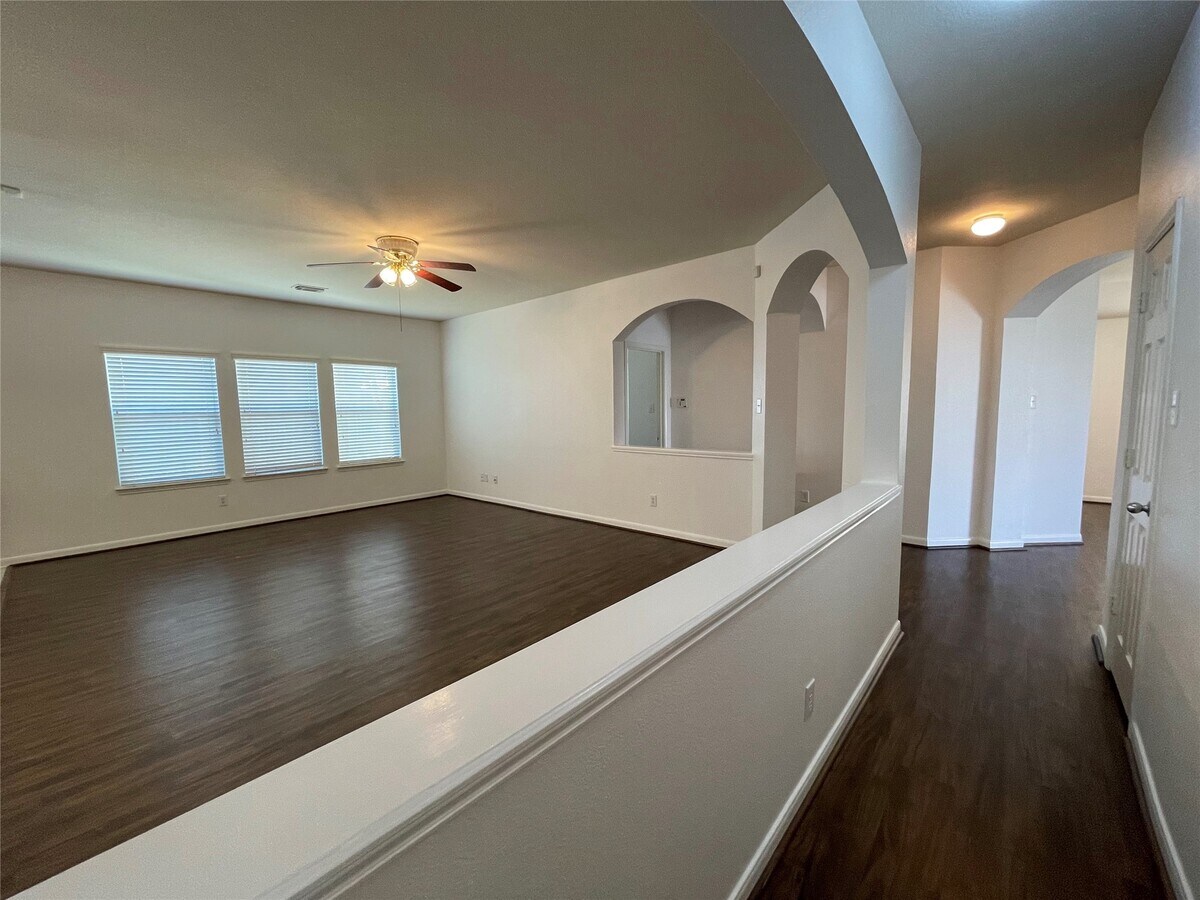 Photo - 2210 Tremont Trail Ln