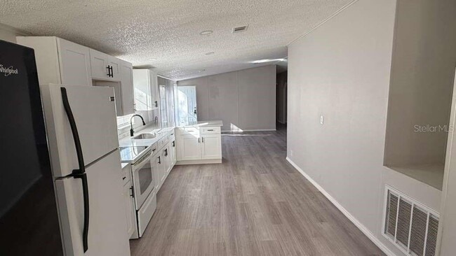 Photo - 4511 Deer Run Rd