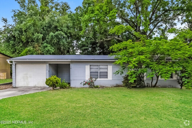 Building Photo - 5514 Windermere Dr Rental