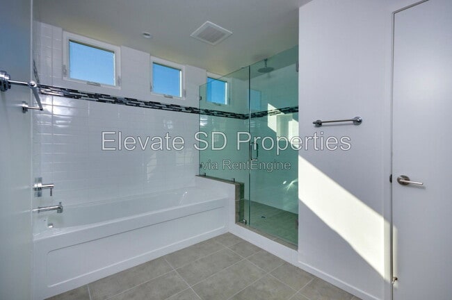 Photo - 2886 C St