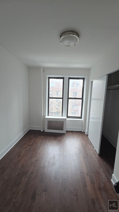 Photo - YORK AVENUE Unit 5B
