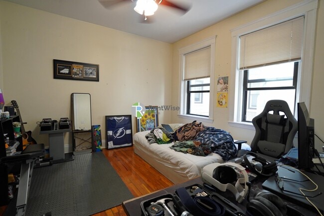 Photo - 313 Allston St Unidad 5 COPY