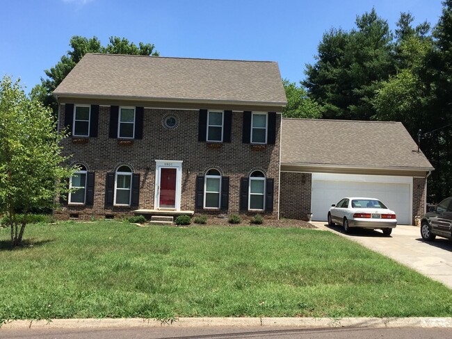 West Knoxville 3 Bedroom, 2.5 Bath, 2 car ... - West Knoxville 3 Bedroom, 2.5 Bath, 2 car ... Casa