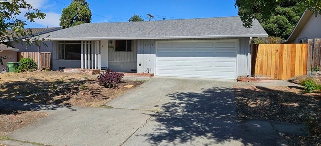 Building Photo - 41772 Chadbourne Dr Rental