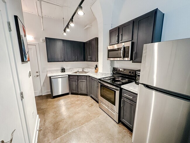 Photo - 701 E 2nd St N Unidad ID1074455P