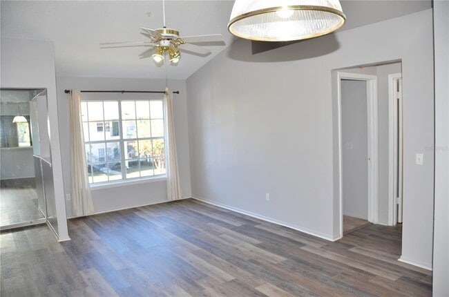 Photo - 140 Reserve Cir Unit 200