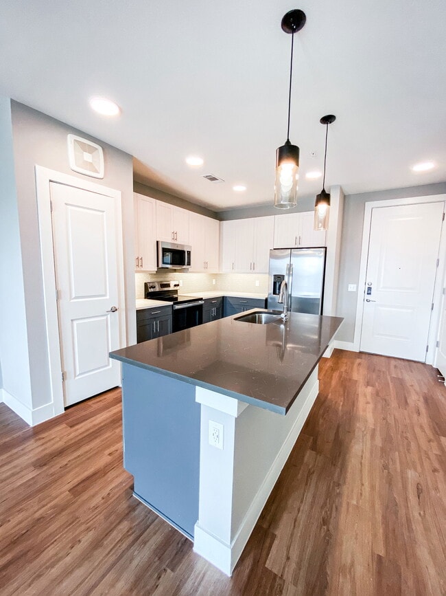 Building Photo - 9500 Blue Mound Rd Unit 816