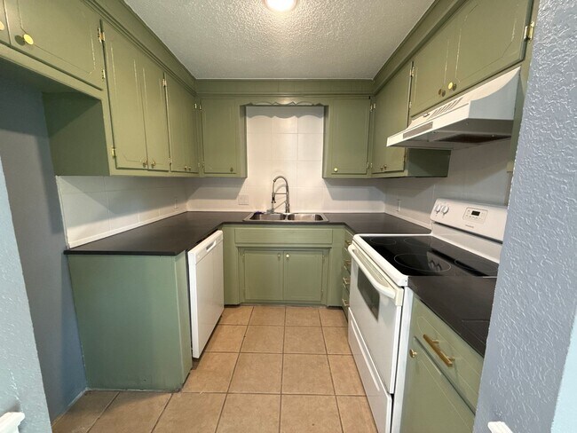 Photo - SOUTH 17TH DUPLEX Unit 1229