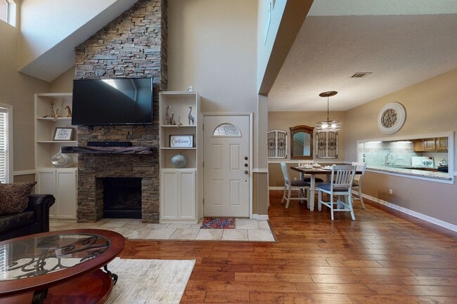 Photo - Adorable 3 Bed Townhome Pre-Leasing July 2026!